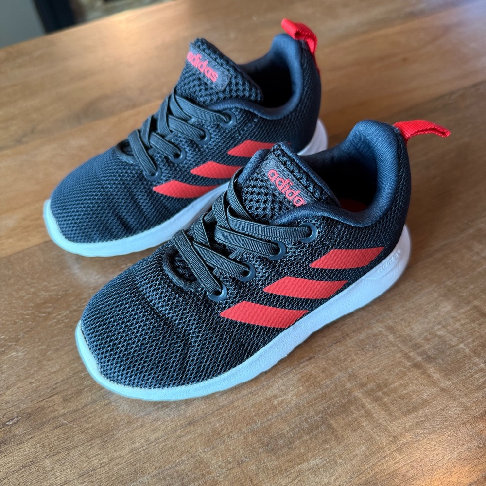 EUC Adidas Black and Red Sneakers - 7K toddler shoes